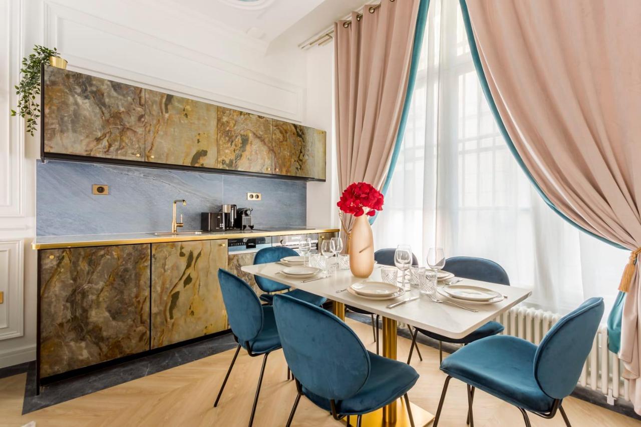 Merveil - Luxury -champs Elysees-haussmann I
