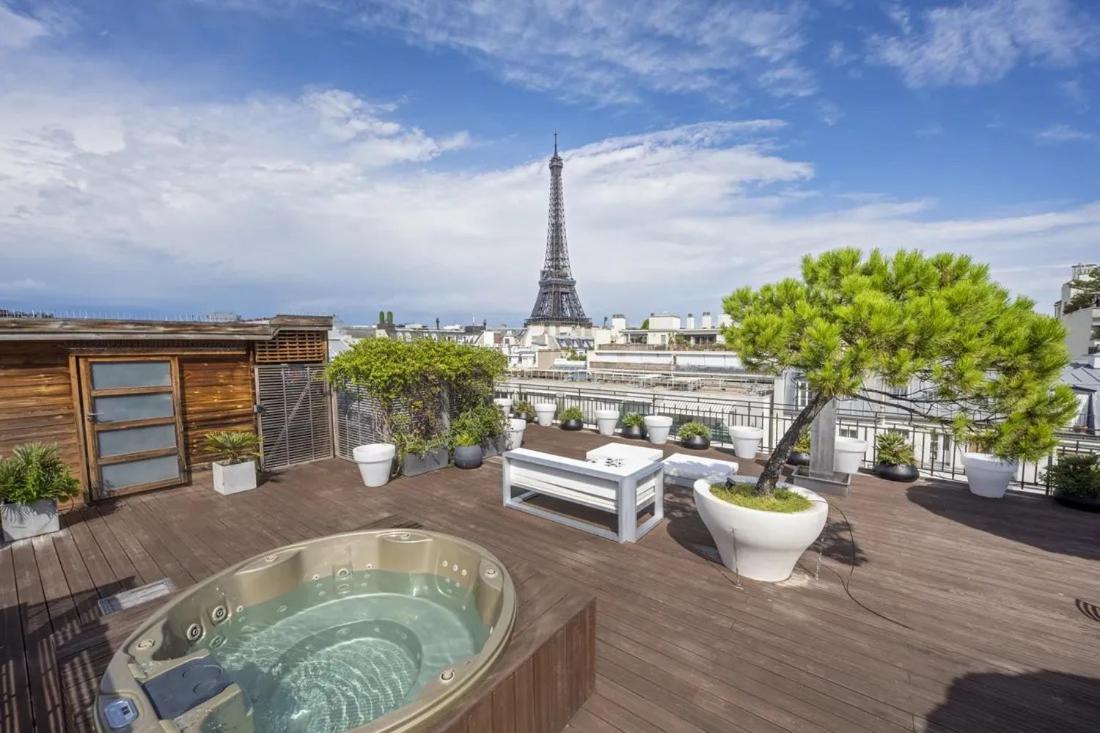 Charming Parisian With A Stunning Terrace Parigi