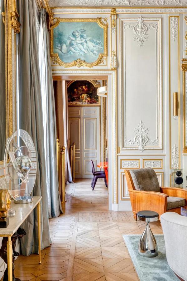 Feel The French Bourgeois Air In This Exceptional Casa vacanze Parigi