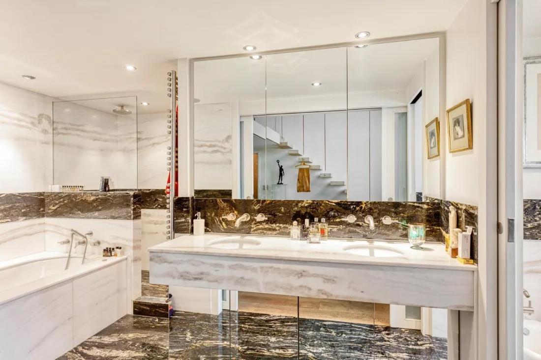 Feel The French Bourgeois Air In This Exceptional Casa vacanze Parigi