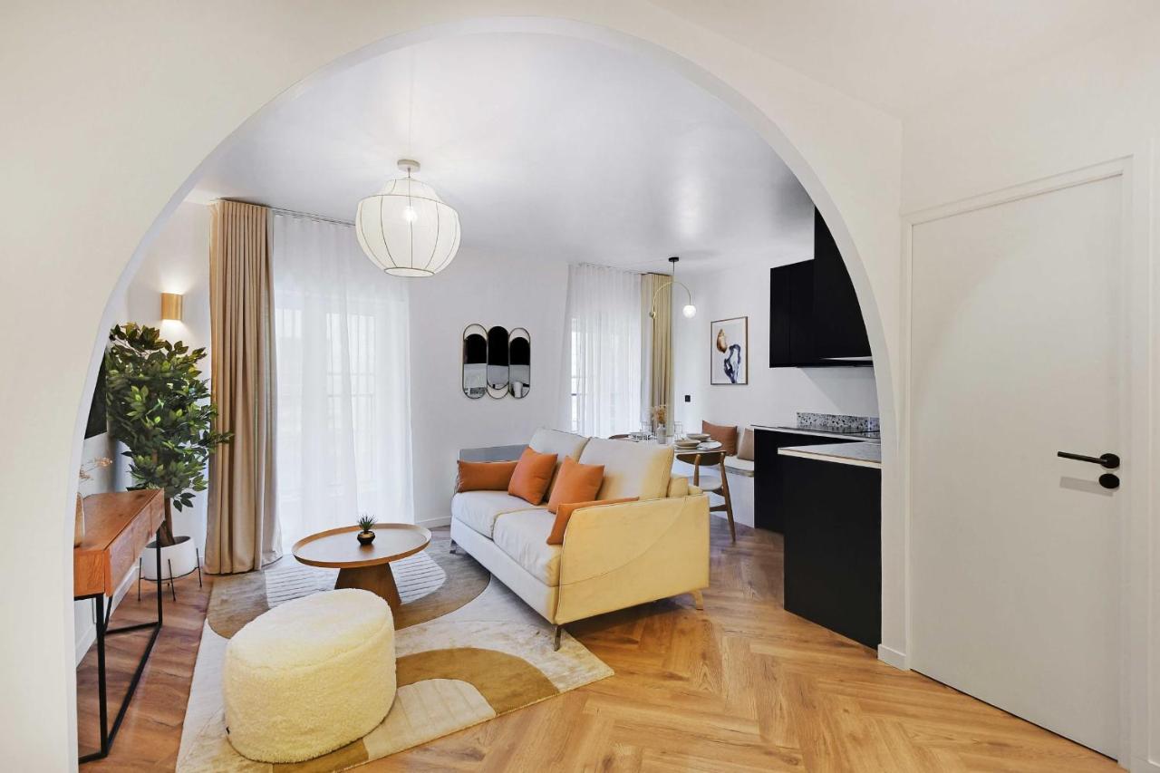 Charming Near Maraissentier Apartment *