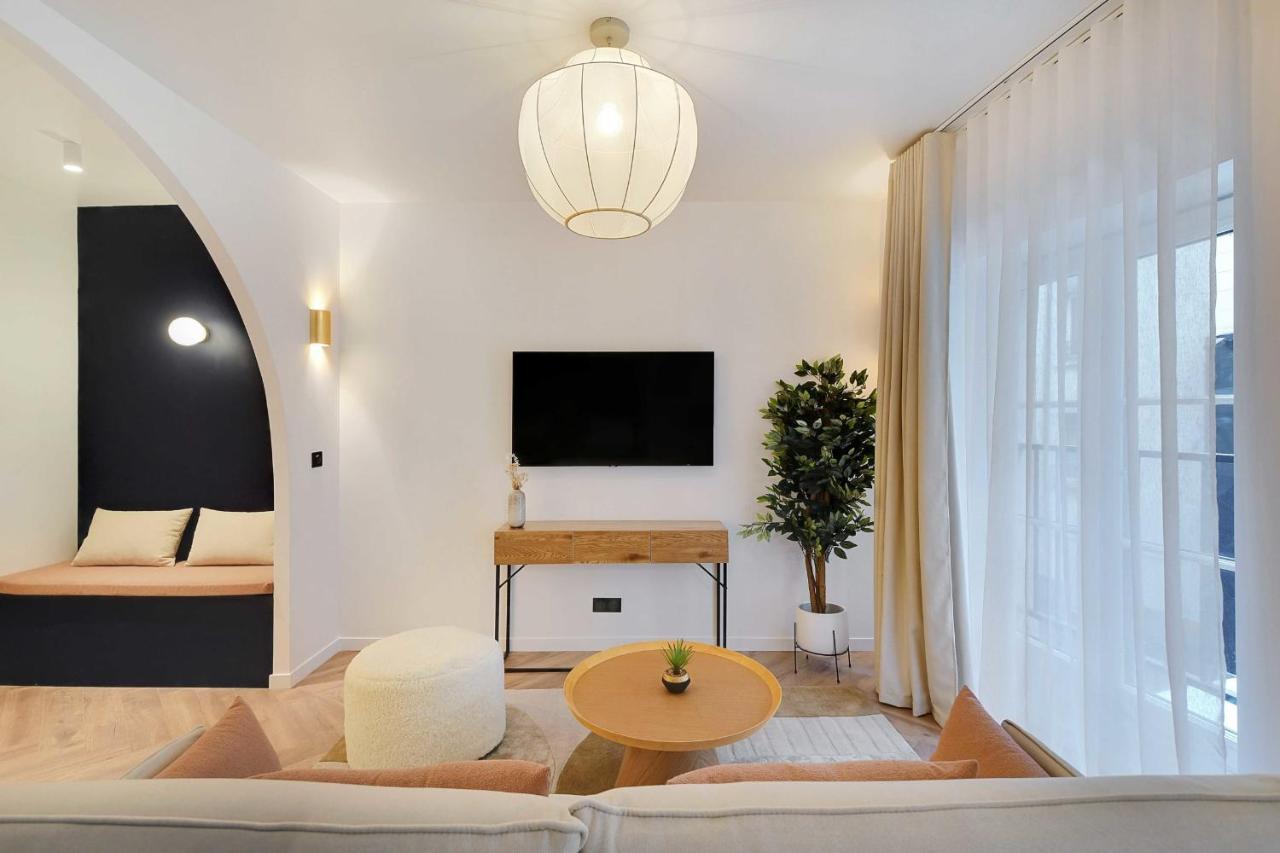 Charming Near Maraissentier Apartment Paris