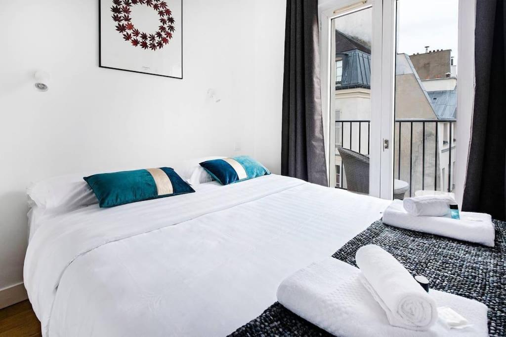 Superbe Avec Balcon Au Coeur De Montorgueil Appartamento