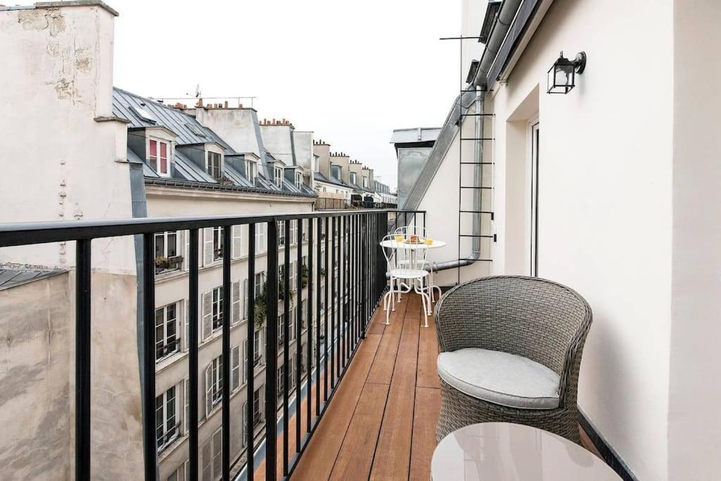 Appartamento Superbe Avec Balcon Au Coeur De Montorgueil Parigi