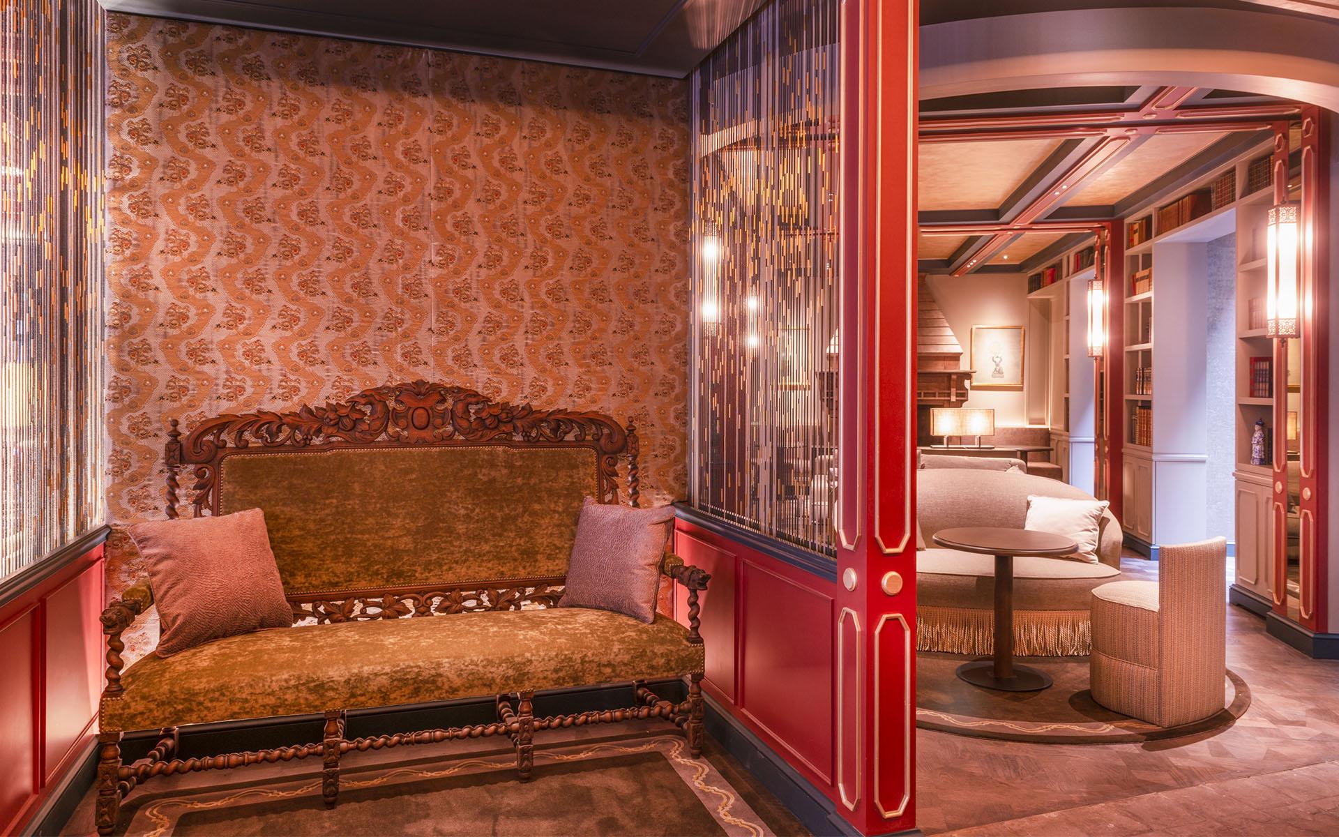 Hotel De Montesquieu 5*