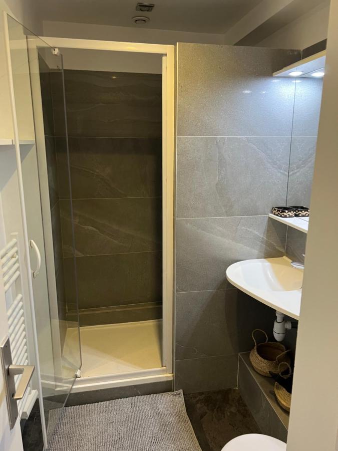 Aparthotel Notre Dame - Stylish *