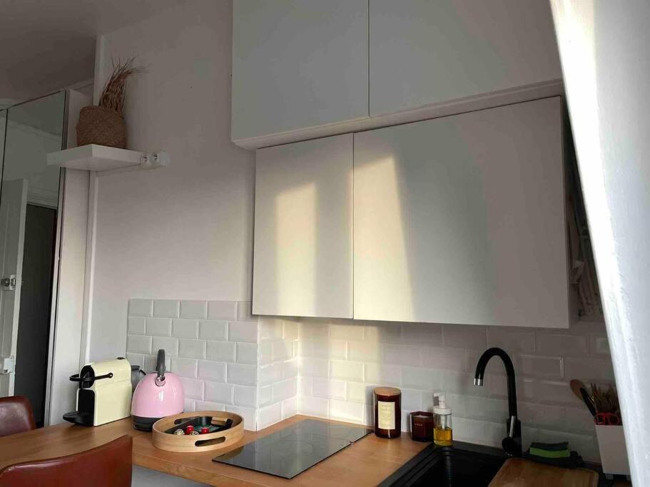 Studio Contemporain Dans 12eme Arrondissement * Parigi