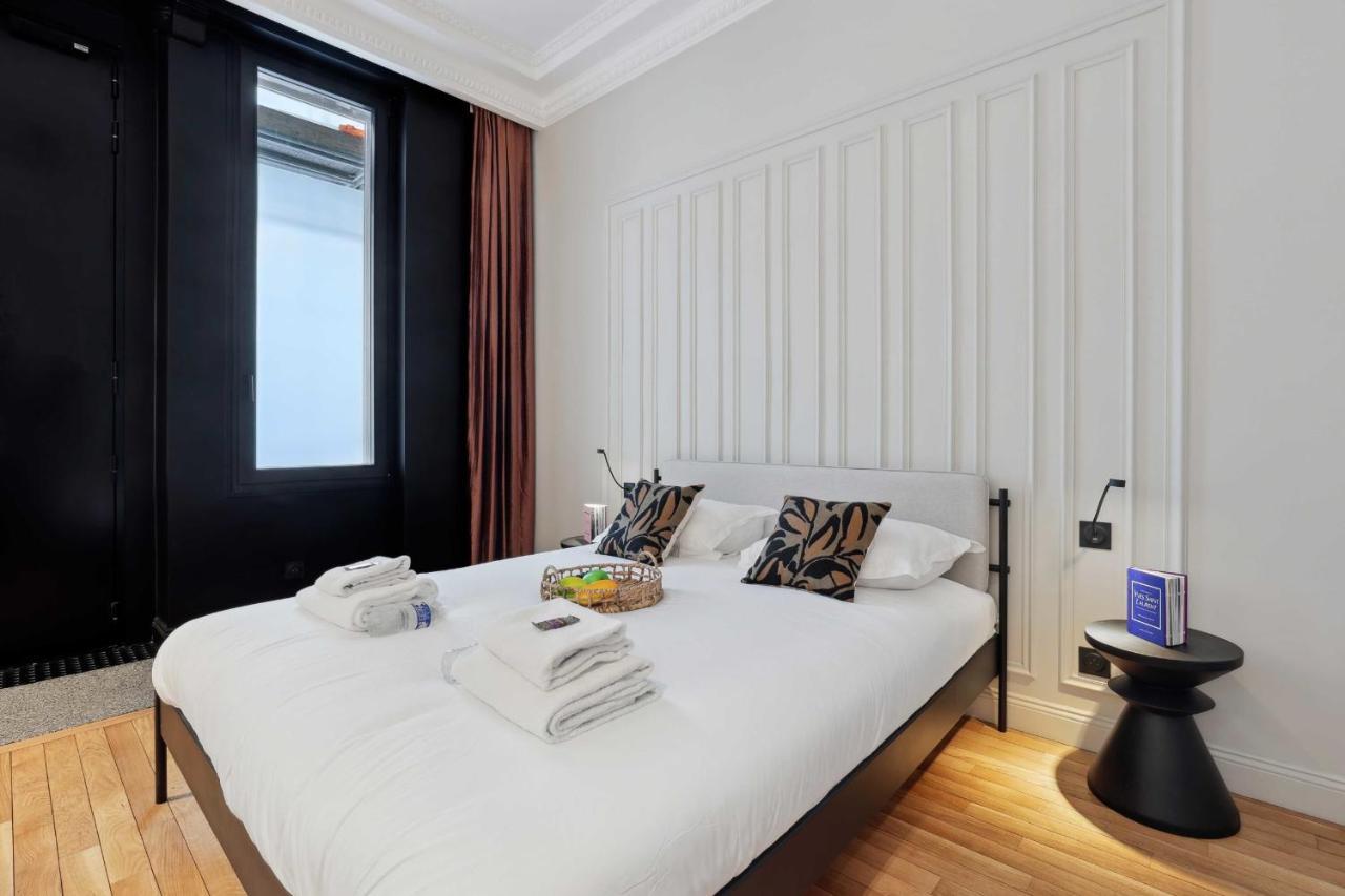Interior Design & Small Pool - 2p - Monceau *