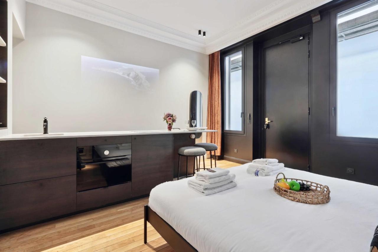 Interior Design & Small Pool - 2p - Monceau * Paris