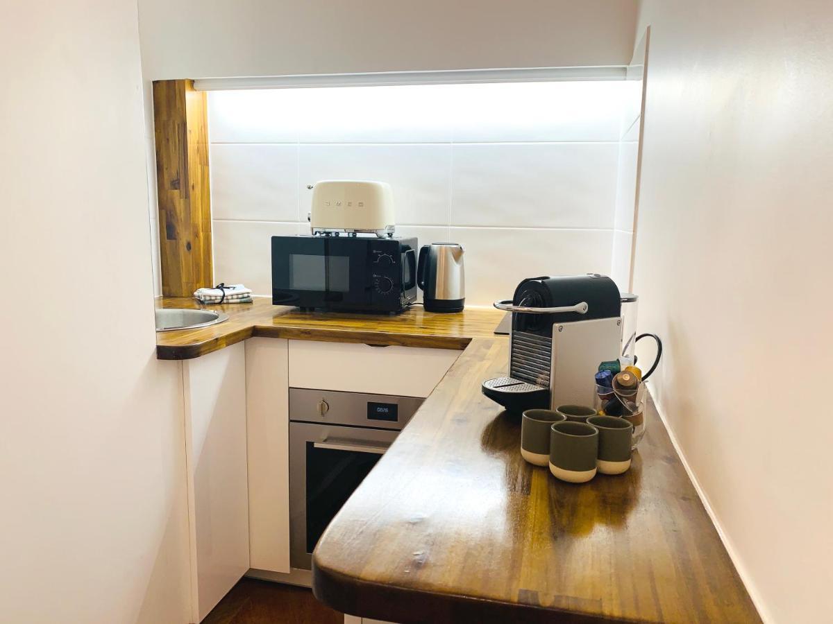 2 Bedrooms - Centre - Champs Elysees * Parigi