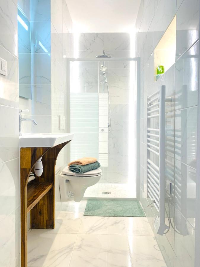 2 Bedrooms - Centre - Champs Elysees Appartamento Parigi