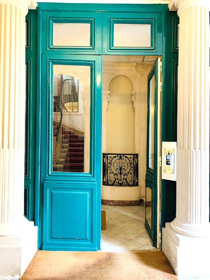 2 Bedrooms - Centre - Champs Elysees * Parigi
