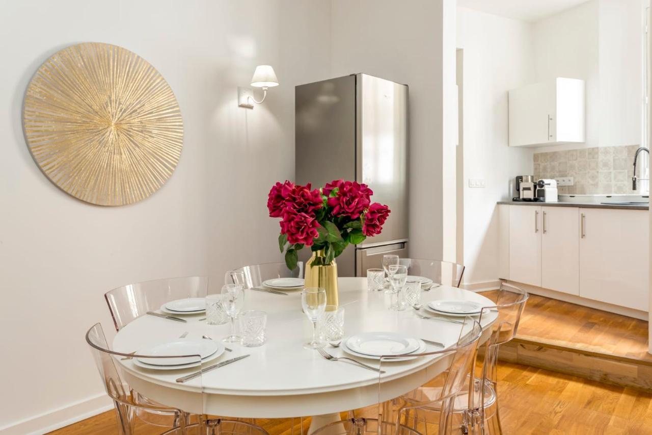 Cozy - Champs Elysees - Monceau Apartment Paris