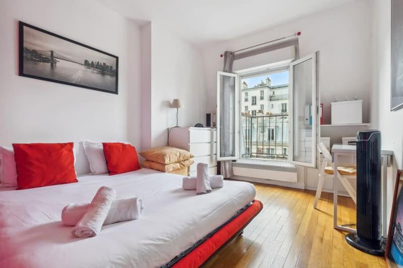 Charming Parisian Appartamento