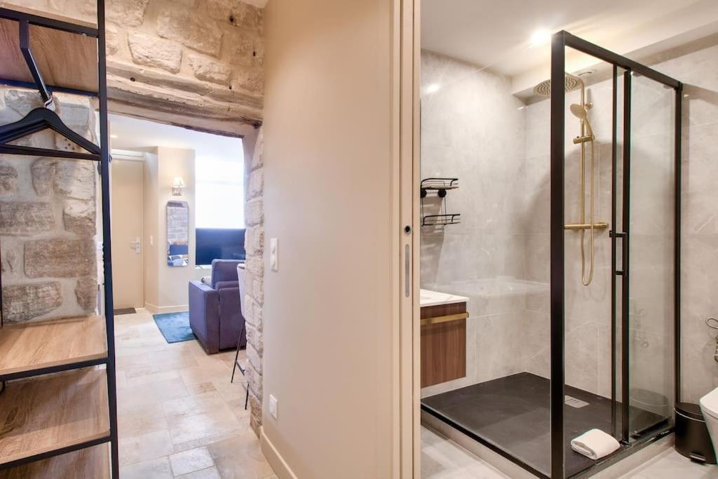 Cozy Heart Historic Appartamento Parigi