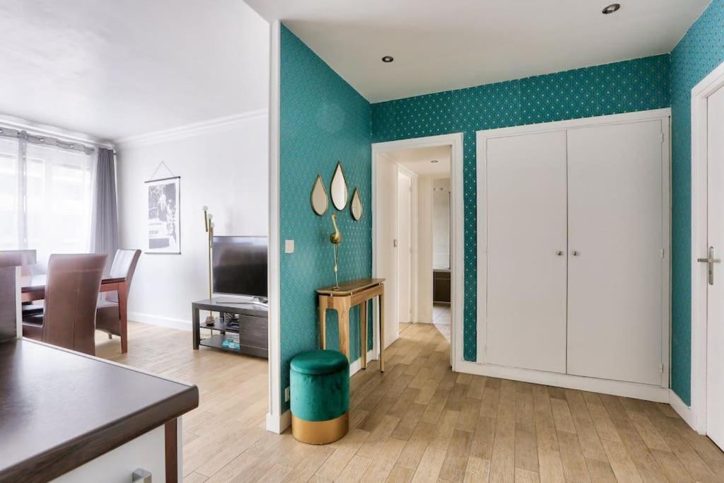 Beautiful Bright Parisian Near Bercy Appartamento Parigi