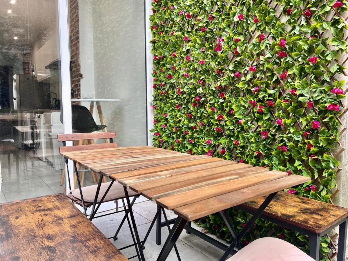 Appartamento Rare! Private Garden In Paris, Close To Sacre Coeur Basilica! Parigi