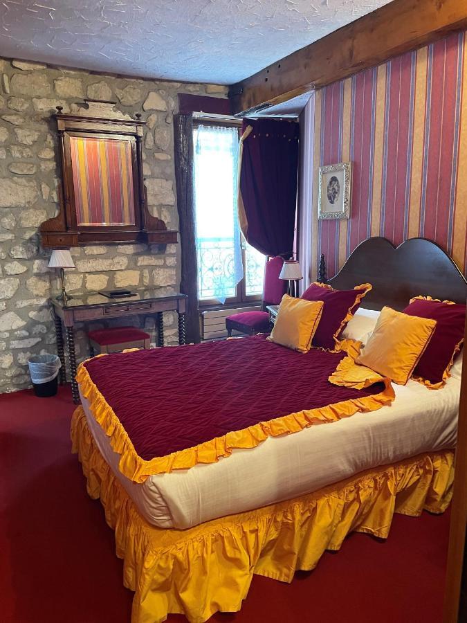 Grand Dechampaigne Hotel