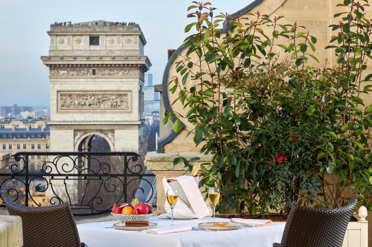 Hotel Raphael