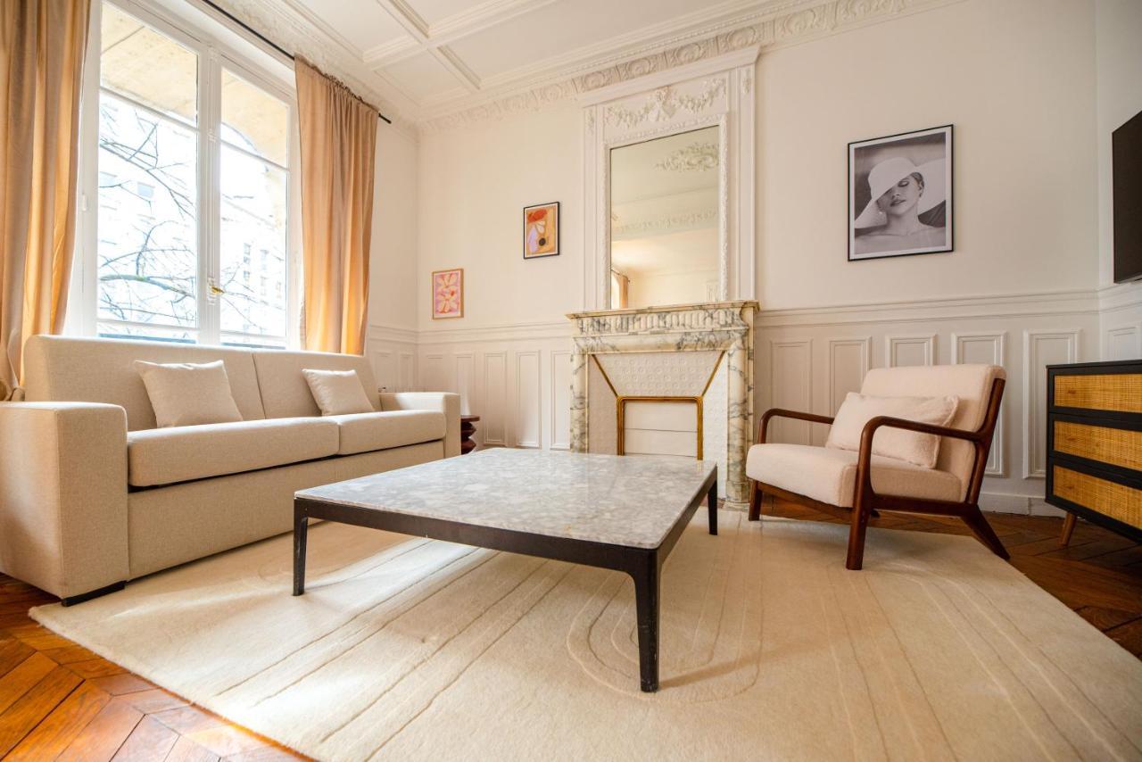 Aparthotel Mbm - Eiffel Tower View Paris