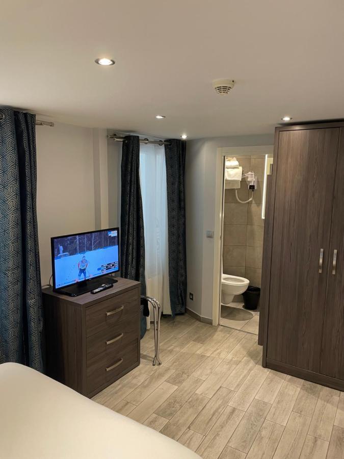Mary's Republique Hotel