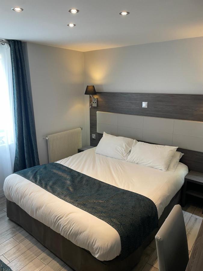 Mary's Republique Hotel 2*