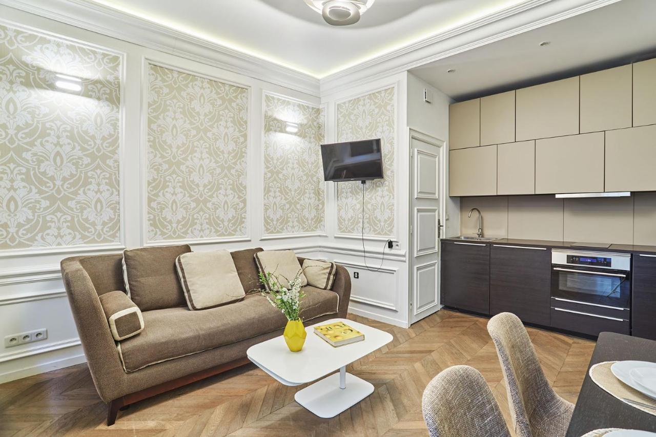 Apartment Louvre Museum By Prestige
