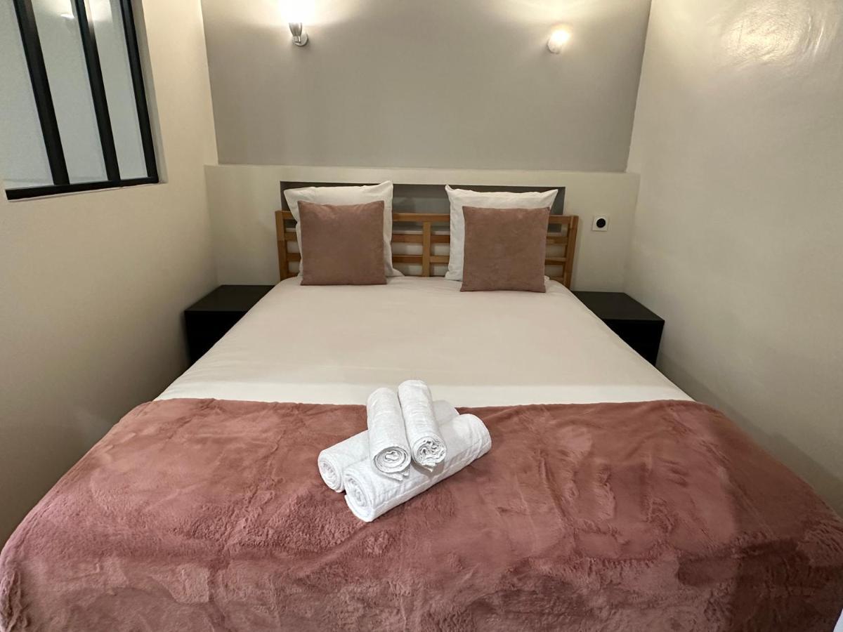 Le Petit Sentier Apartment *