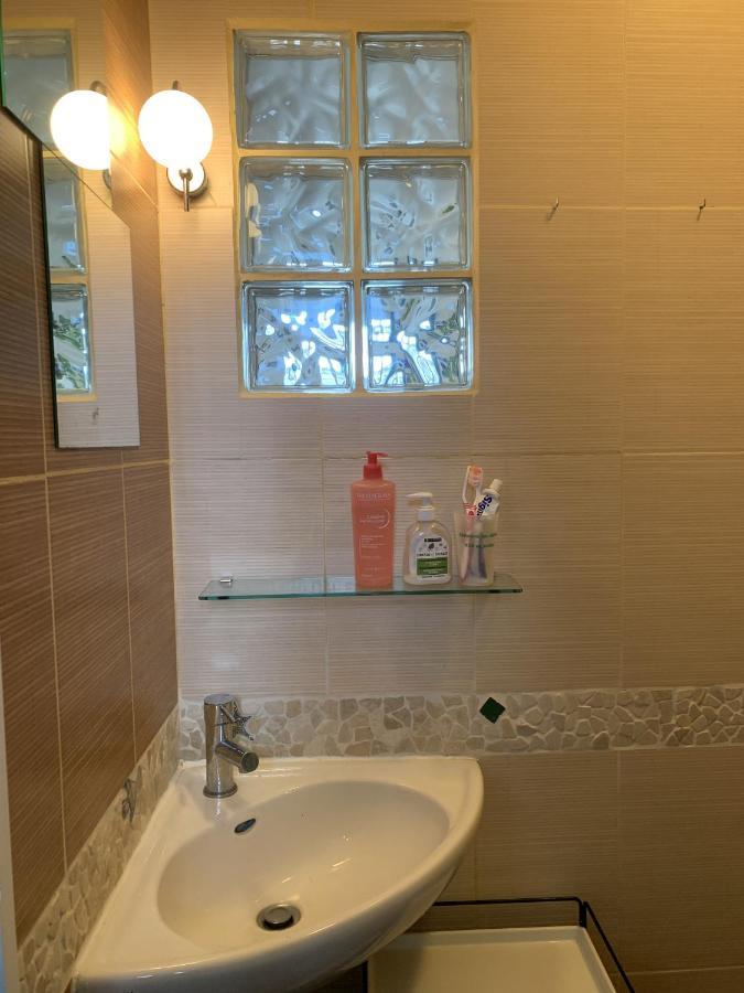 Studio Lumineux Pres Montmartre Apartment *