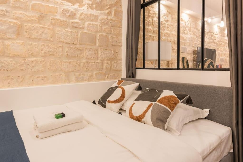 Appartamento Design Architect Loft For 10 Guests Near Metro