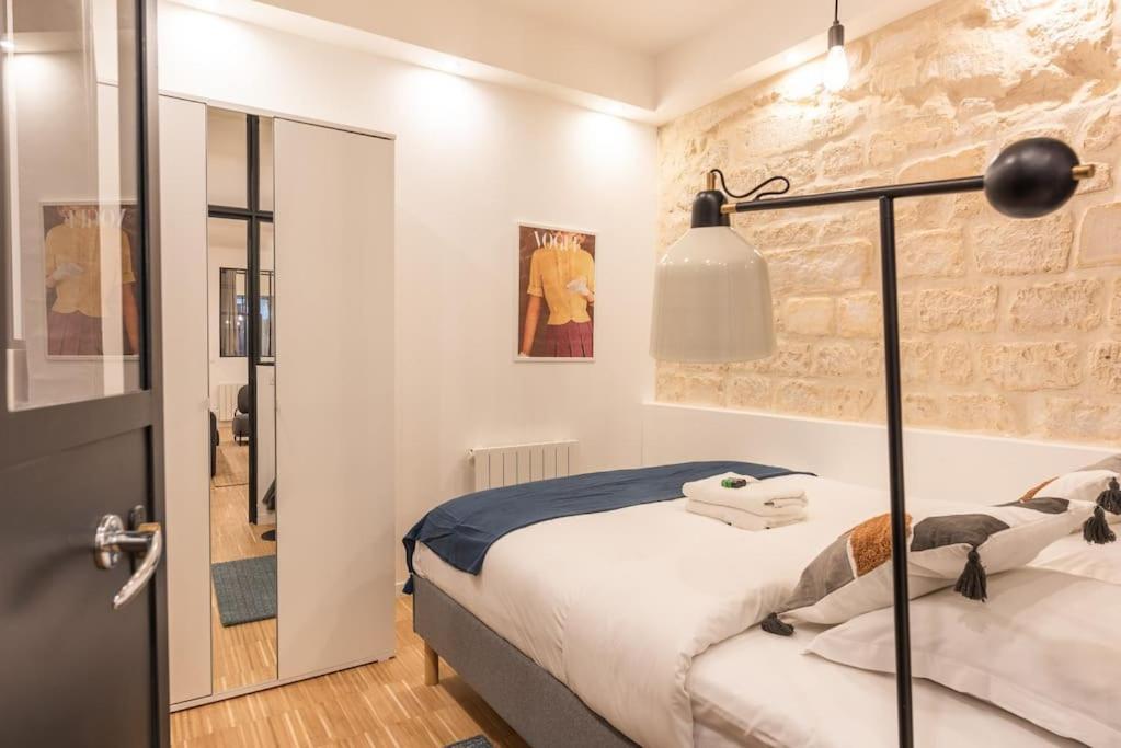 Design Architect Loft For 10 Guests Near Metro Appartamento