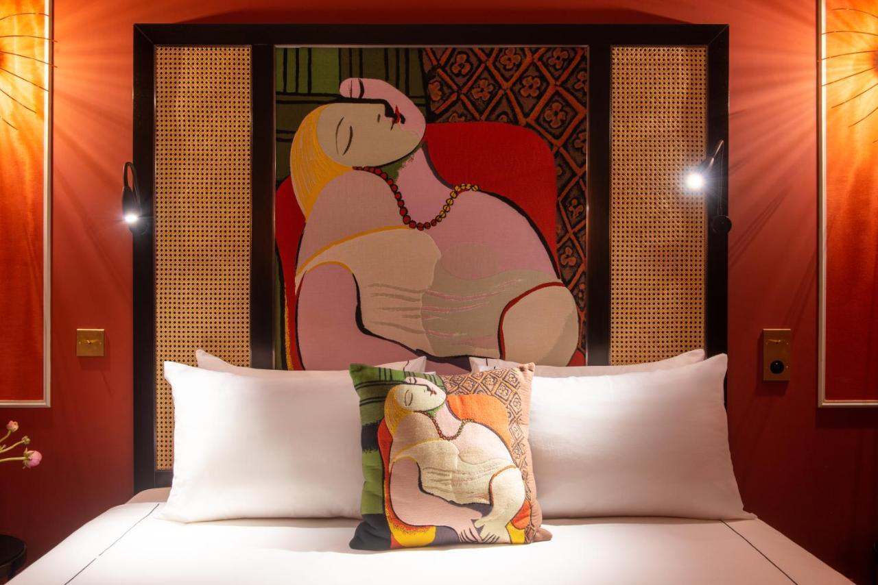 Hotel Mom'art 4*