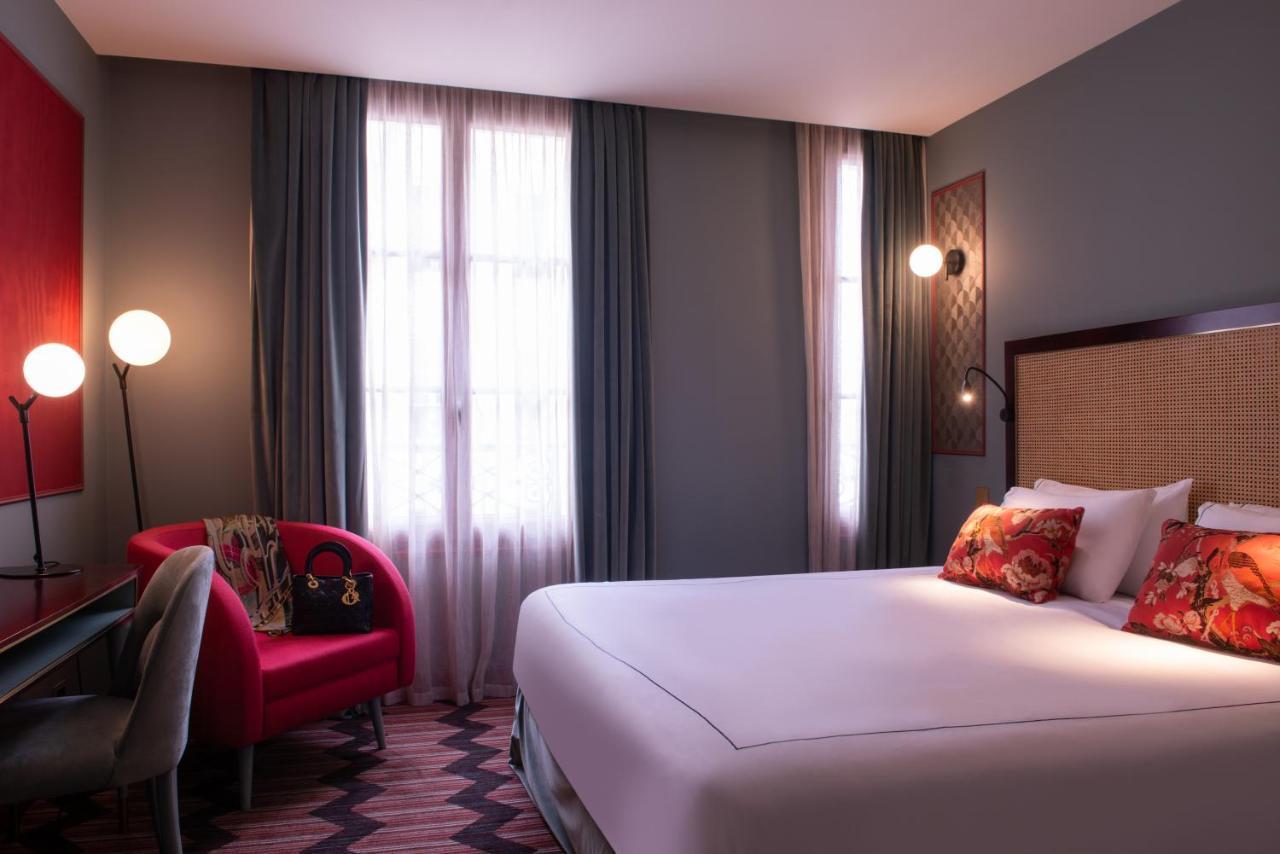Hotel Mom'art 4*