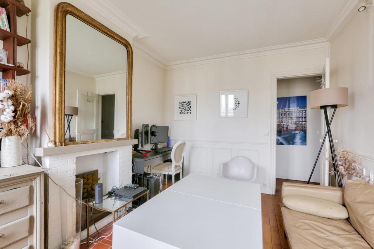 Apartment Bright Ideal For 2 In The 15th Arrondissement