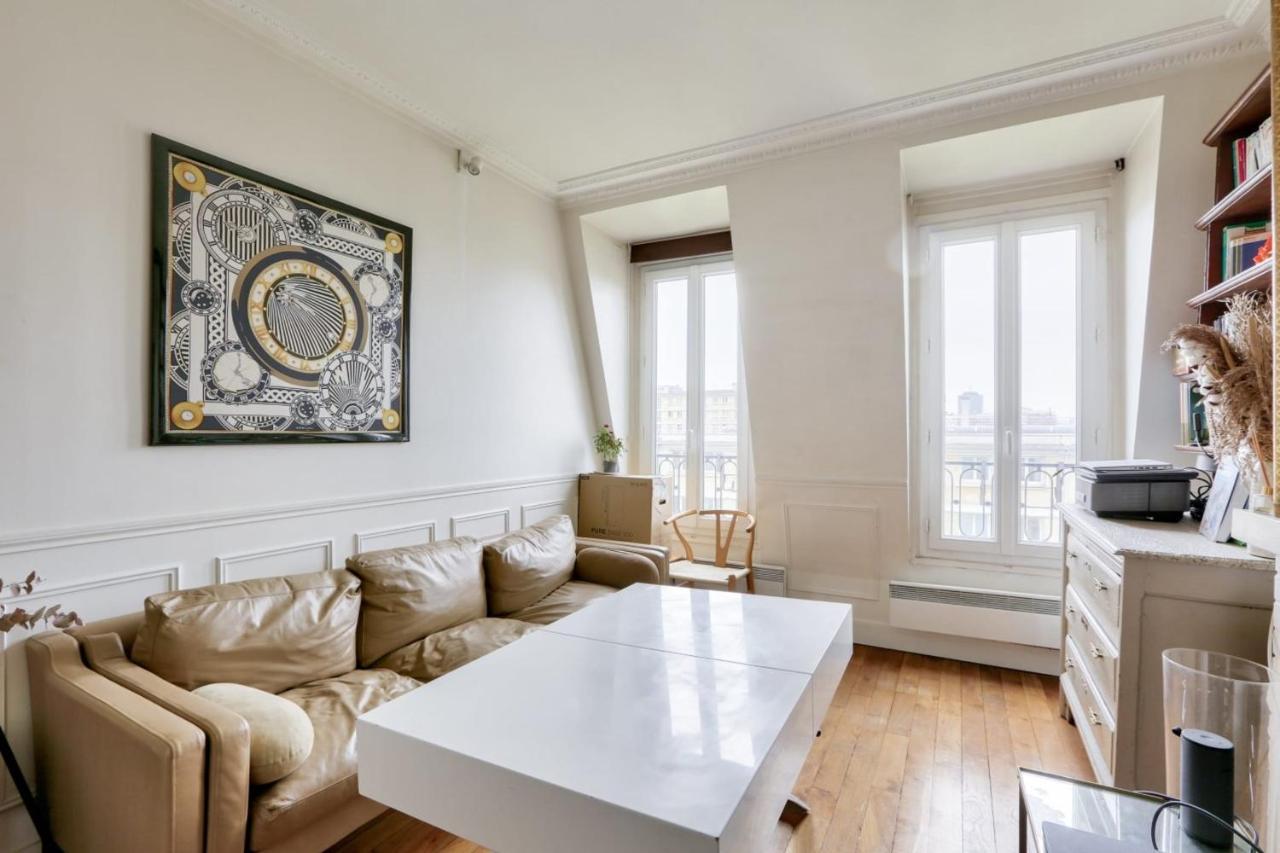 Bright Ideal For 2 In The 15th Arrondissement Apartment