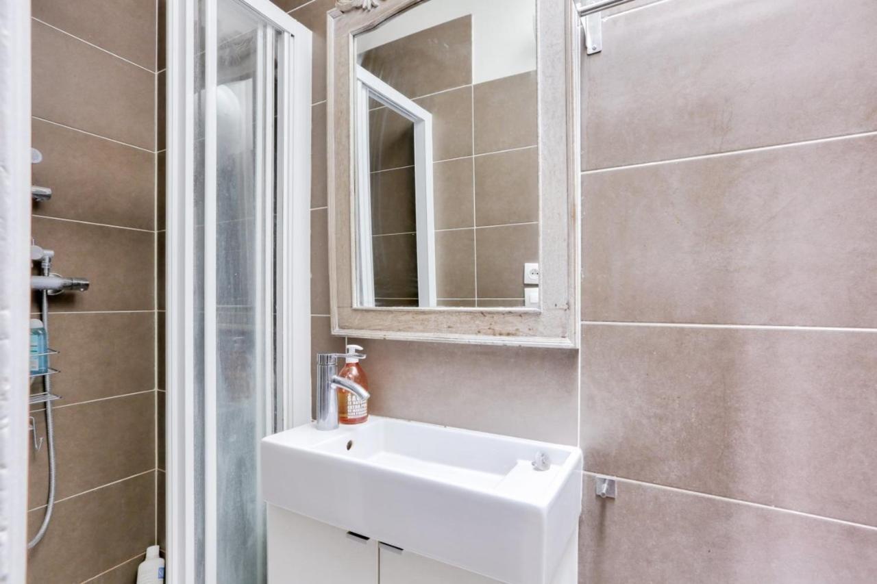 Apartment Bright Ideal For 2 In The 15th Arrondissement Paris