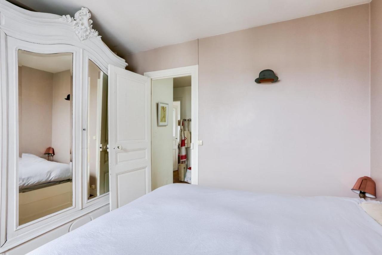 Bright Ideal For 2 In The 15th Arrondissement Apartment