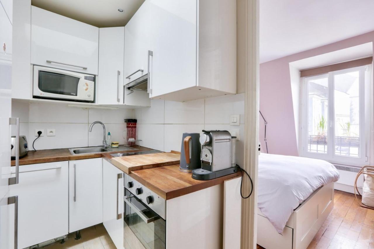 Bright Ideal For 2 In The 15th Arrondissement Apartment *