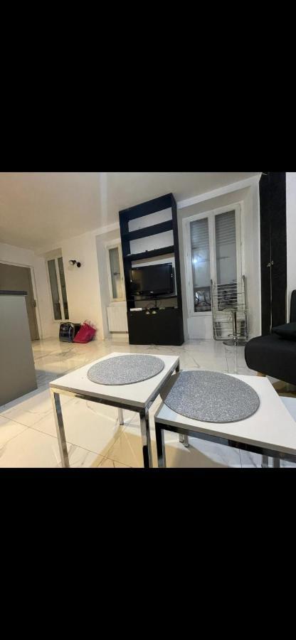 Moderne 15 Appartamento Parigi