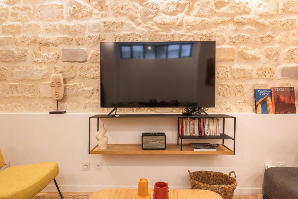 Design Architect Loft For 10 Guests Near Metro Parigi