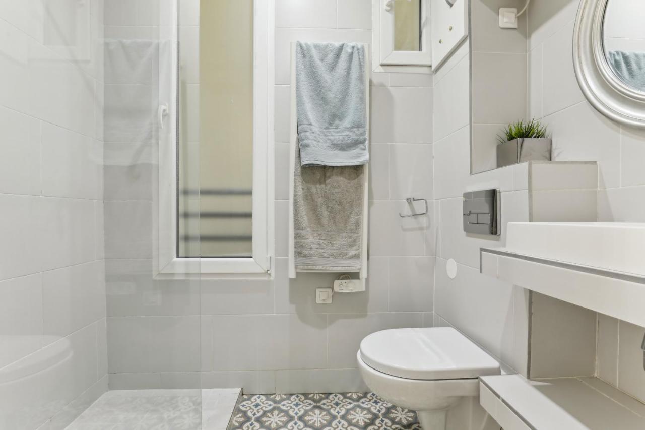 Appartamento Cozy 2-bedroom Near Montmartre Parigi