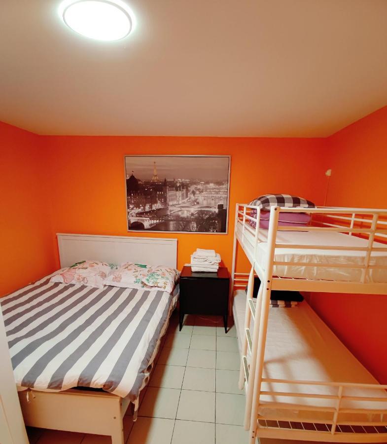 Hostel Reu-nid