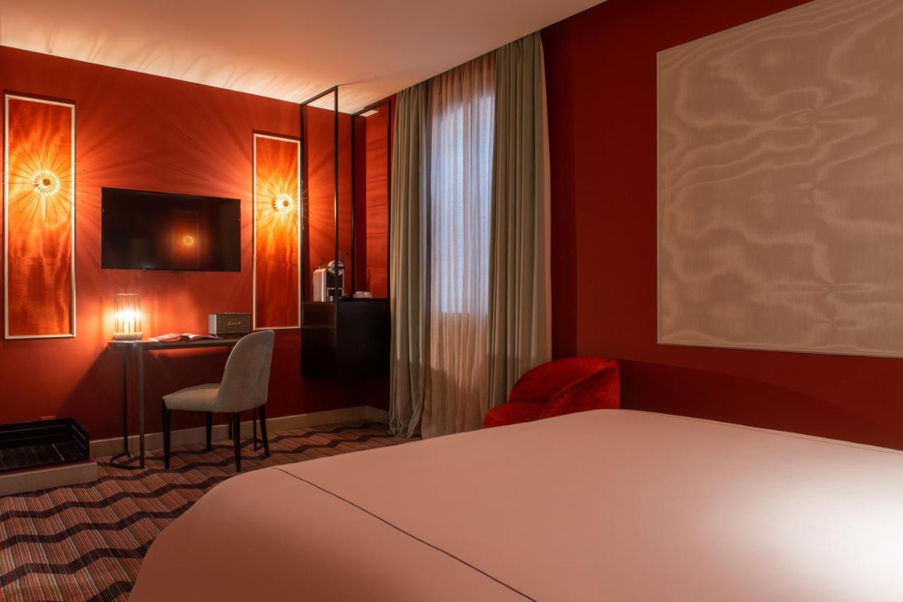 Hotel Mom'art 4*