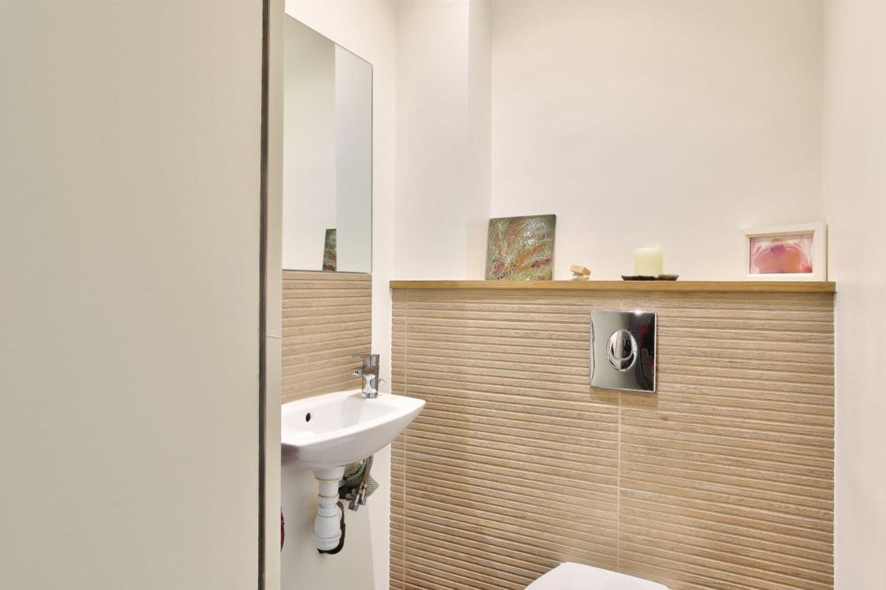 Charming For 3 - 16e Apartment