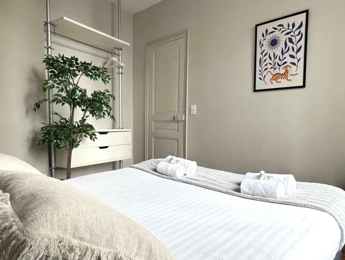 Appartamento Quiet Retreat In Le Marais Parigi