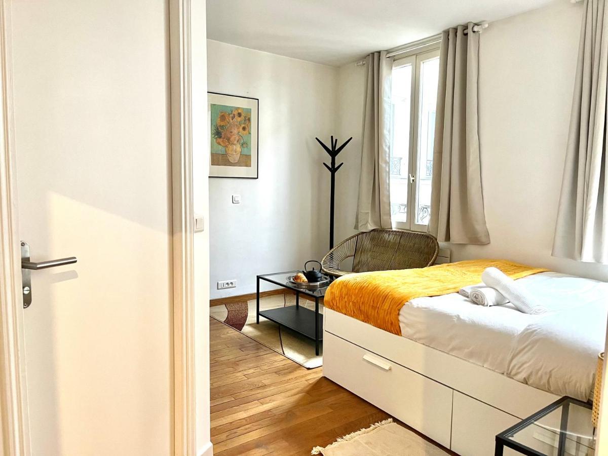 Cosy In The Marais District