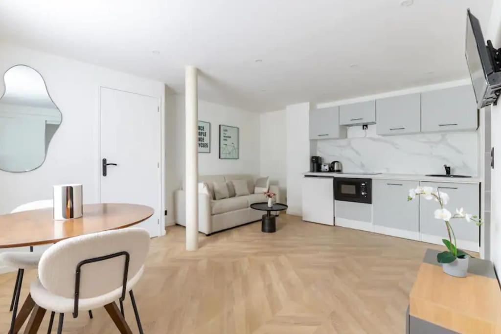 Pte De La Chapelle Magnifique 1br Appartamento