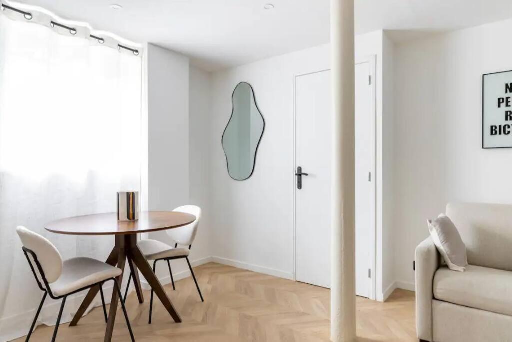Pte De La Chapelle Magnifique 1br Appartamento *