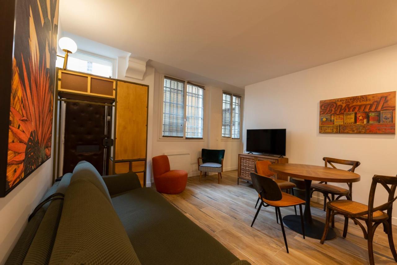 Apartment Au Pied De La Tour