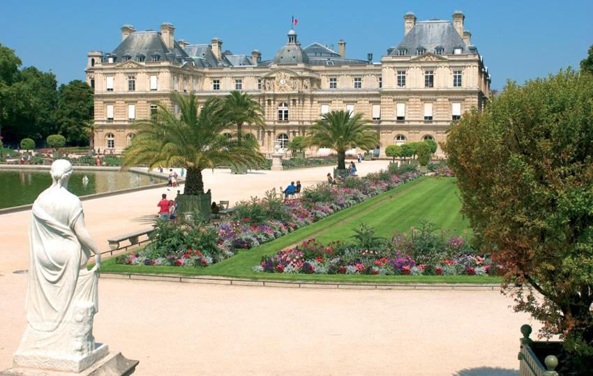 Apartment Petite Maison: Charming Self-clean In Prime Location Paris
